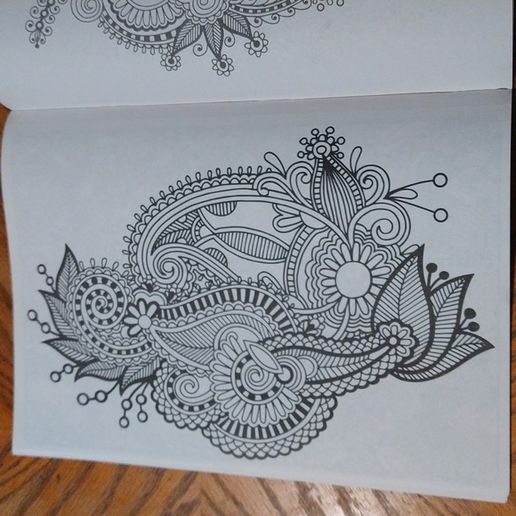 ✨3/$10 OR 5/$15✨ Adult Coloring Book - New - Picture 8 of 8